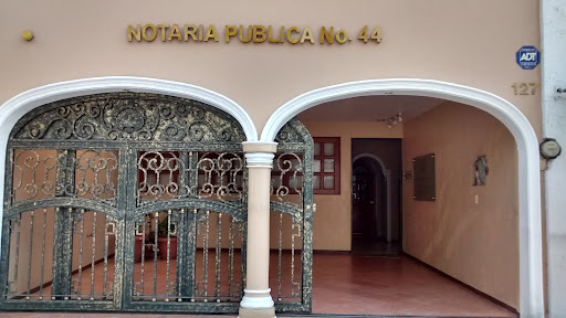 Notaría Pública 44