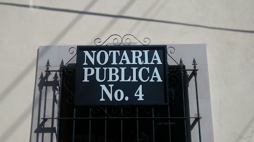 Notaría Pública No. 4