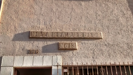 Notaría Pública N° 13