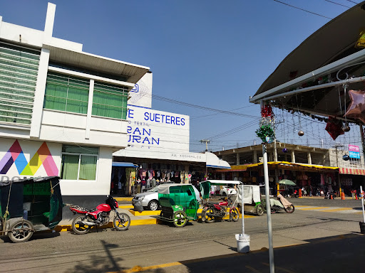 Mercado de ropa - Chiconcuac