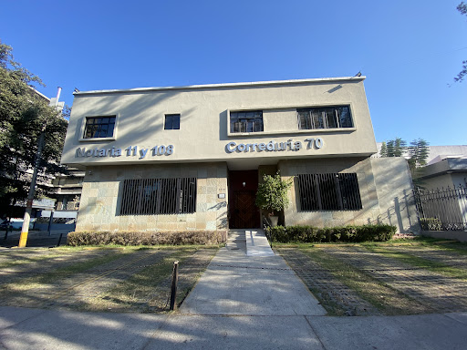 Notaría 11 y 108