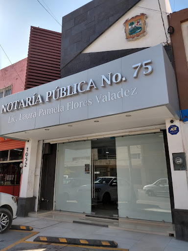 Notaría Pública No. 75