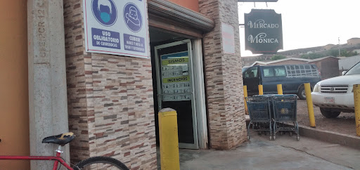 Mercado Monica