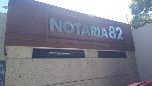 Notaria 82